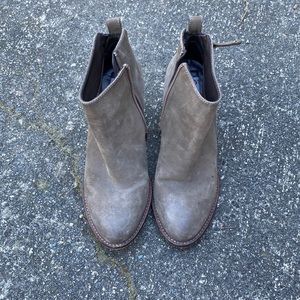 Blondo Nivada Waterproof Bootie